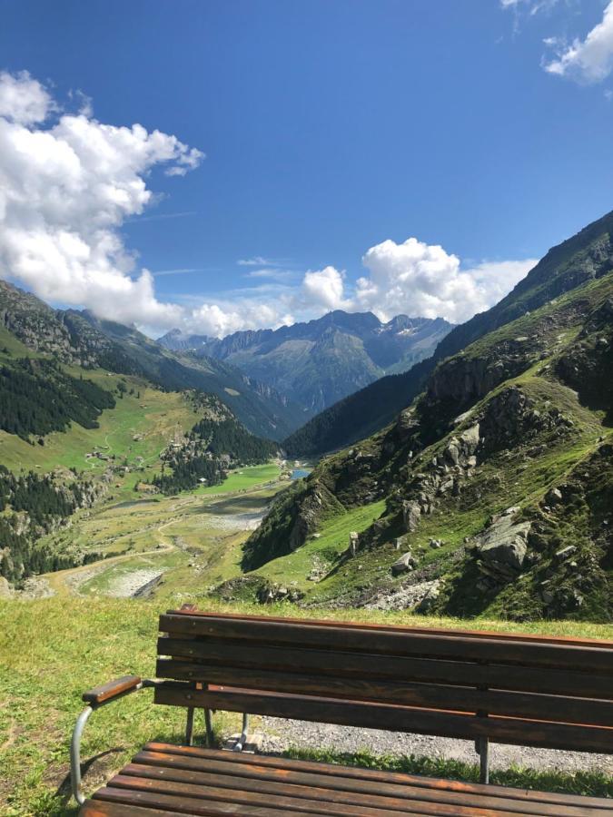 Appartamento Alpine Haus Göschenen Esterno foto