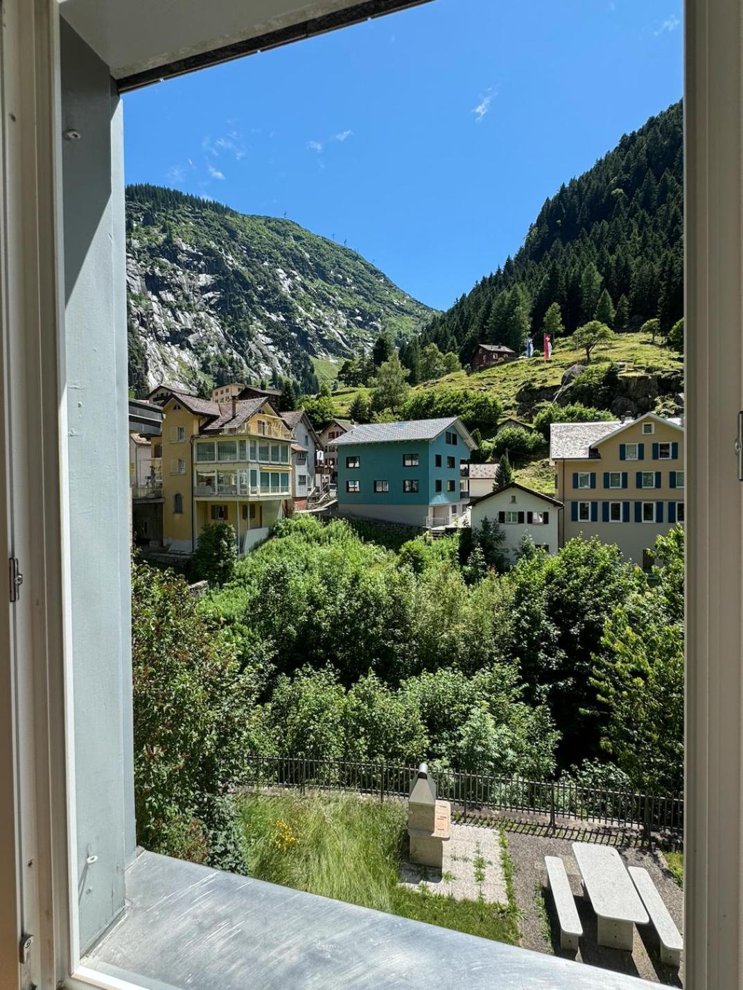 Appartamento Alpine Haus Göschenen Esterno foto